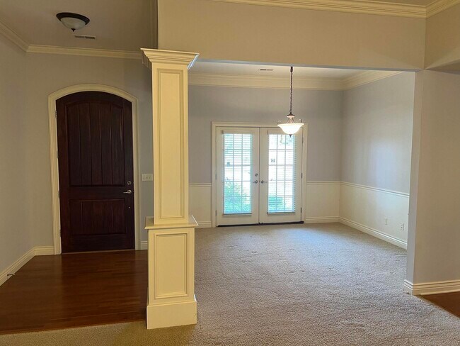 Foto del edificio - 3304 Longfords Mill Dr