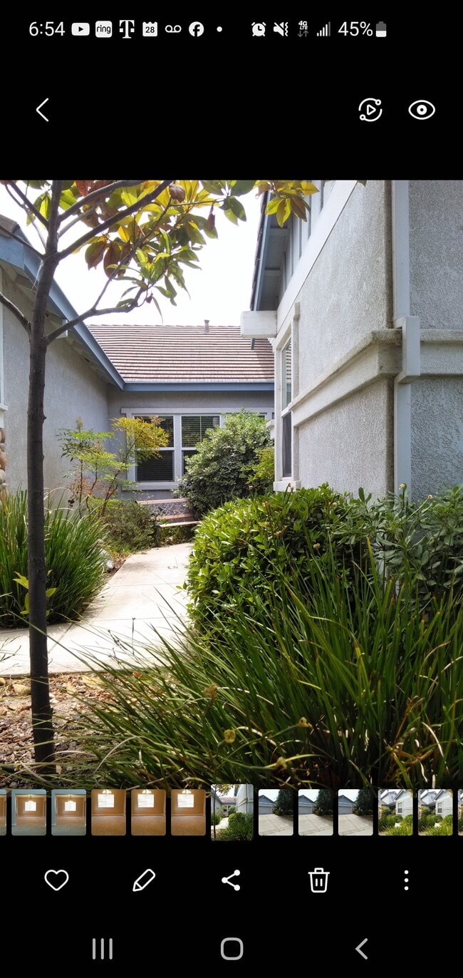 Foto del edificio - 1368 Night Heron St
