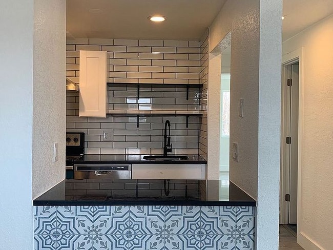 Photo - 1287 Wolff St Apartment