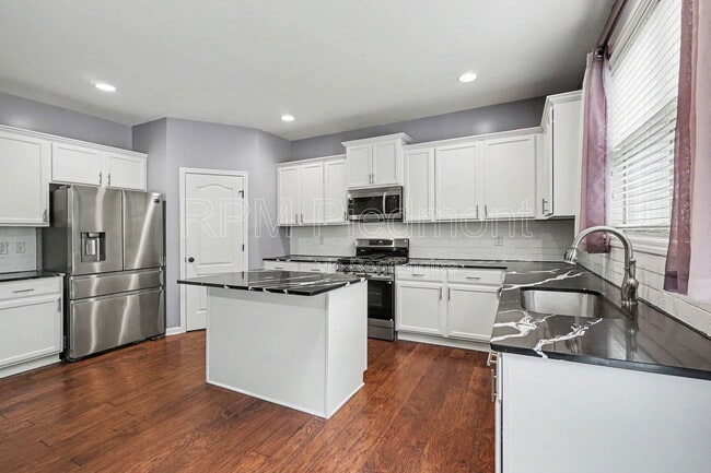 Photo - 2909 Estate View Ct House