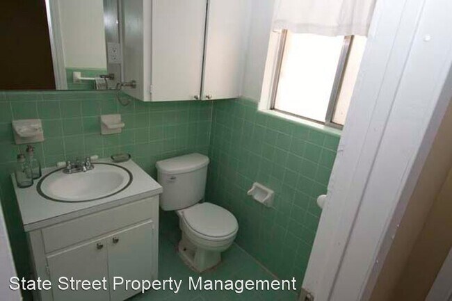 Foto del edificio - 5607 Sunshine Dr