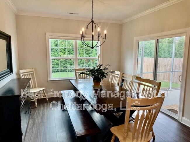 Foto del edificio - 9620 Mayfly Rd