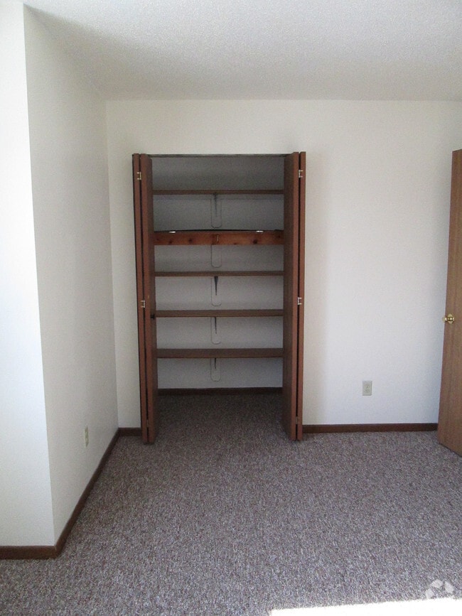 Apartments for Rent in Manchester IA