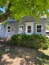 Building Photo - 2460 S 11th St