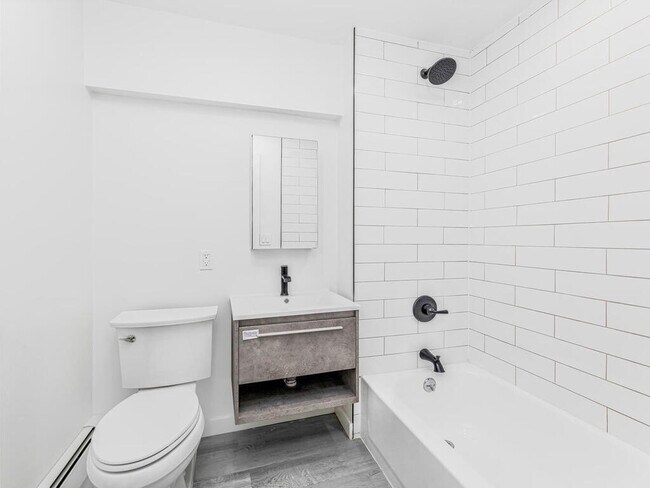 Foto del edificio - 136 Cortlandt St