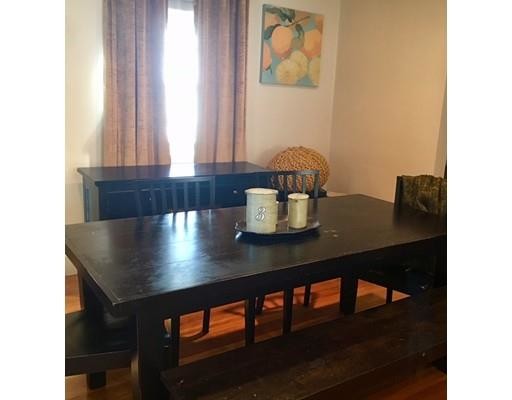 Foto del edificio - 102 Wildwood St