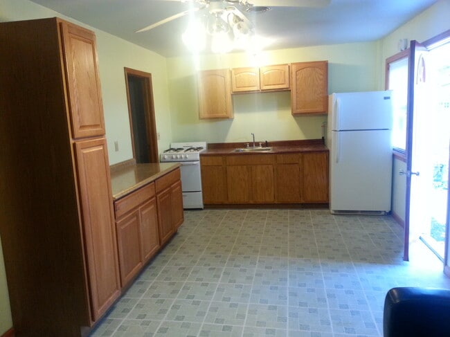 Building Photo - 2035 Dryden Rd