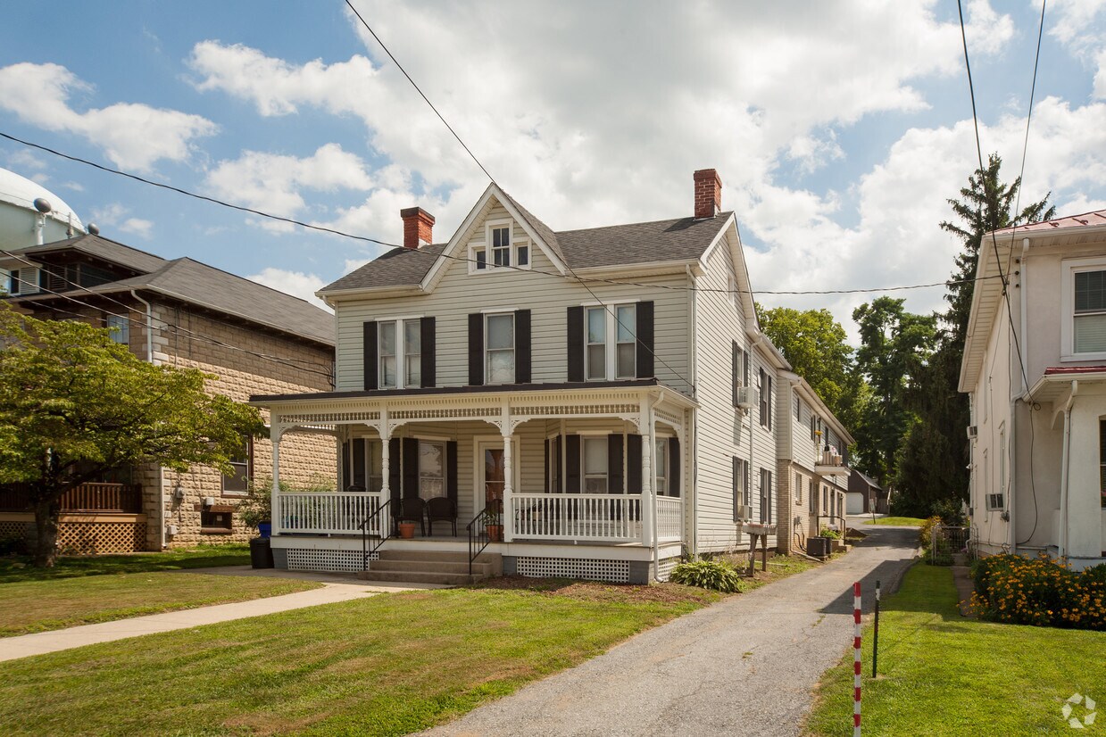 114 E 8th St, Frederick, MD 21701 Apartments in Frederick, MD