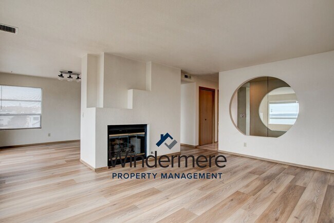 Foto del edificio - 3 bed 2 bath Condo with a View!