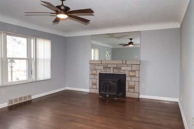 Building Photo - 934 Forder Rd