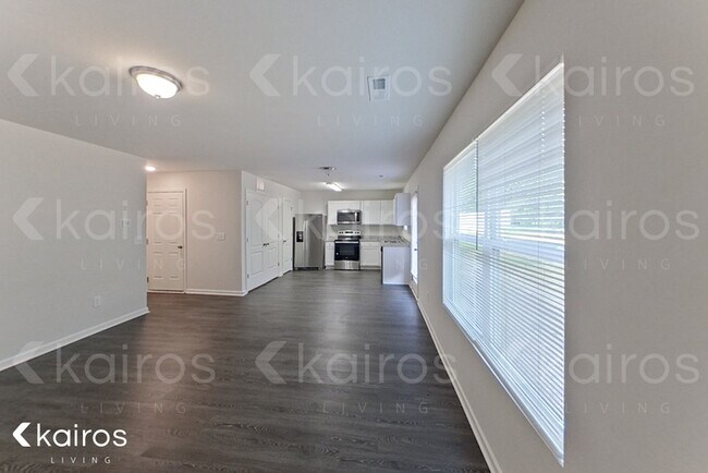 Foto del edificio - 204 Glenoaks Dr