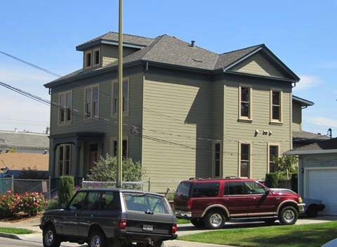 Primary Photo - The Thorpe House