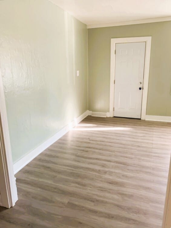 Building Photo - 32 E 1st Ave