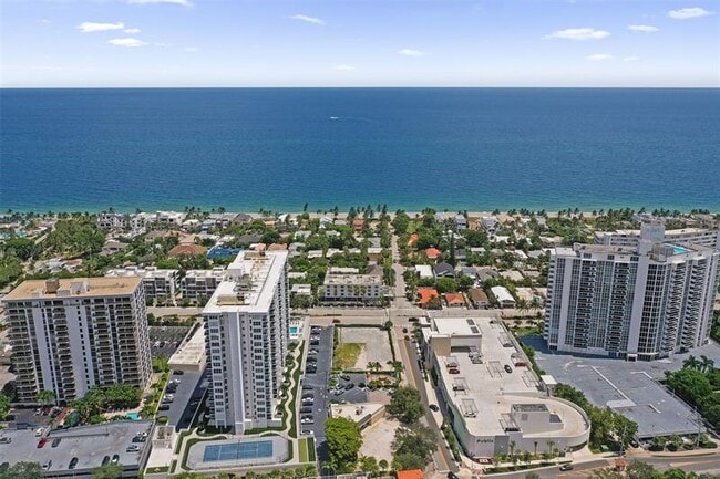 Building Photo - 3015 N Ocean Blvd