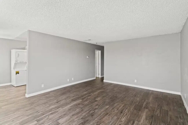 Building Photo - Strata Apartments