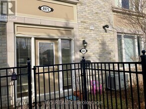Building Photo - 4975 Southampton Dr
