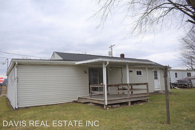 Building Photo - 3 br, 1 bath House - 9 Second St