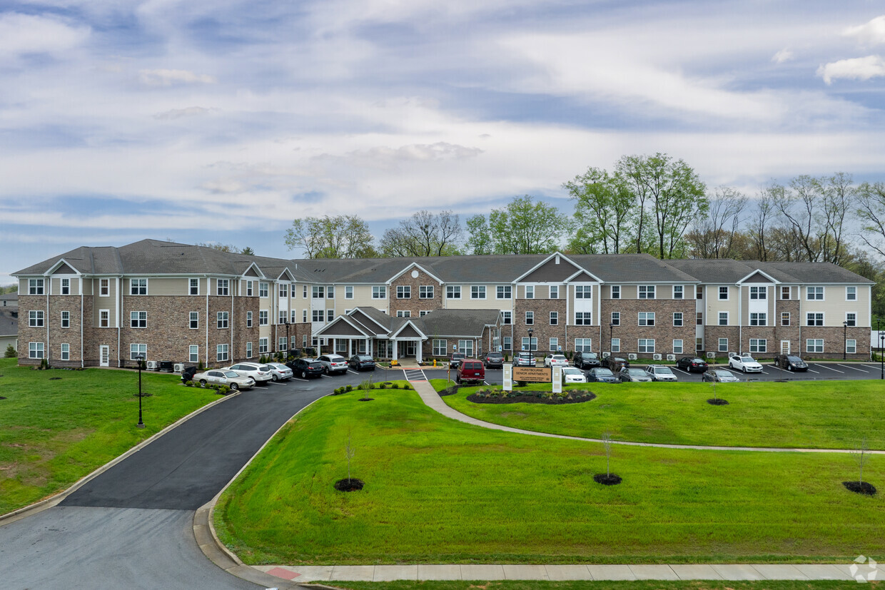 Primary Photo - Hurstbourne Senior Apartments