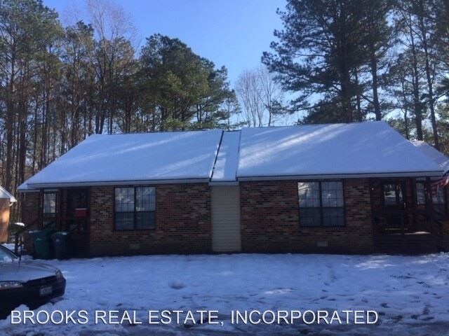 Primary Photo - 2 br, 2 bath House - 133 A King Henry Way