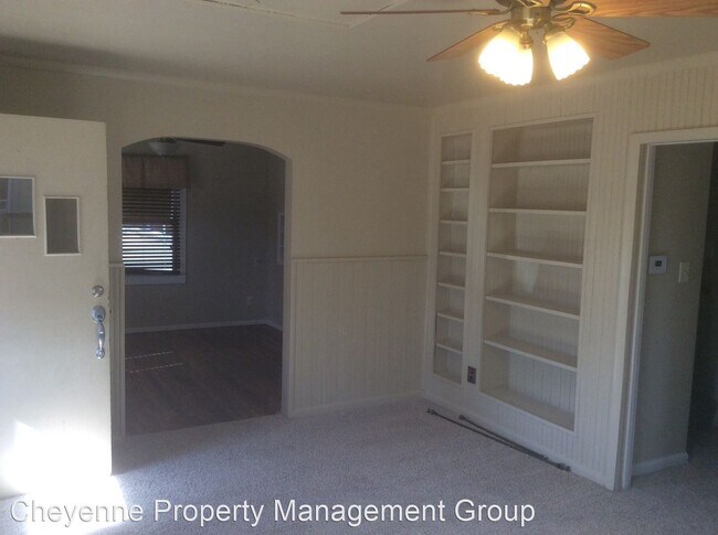 Foto del edificio - 3 br, 1 bath House - 1700 E 22nd St