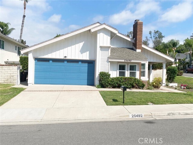 Foto principal - 25492 Sarita Dr