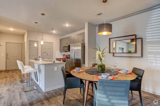 Dining Area - Haven at Bellaire