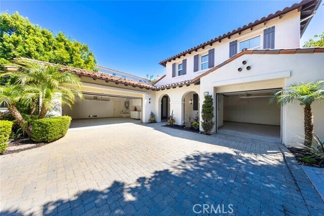 Building Photo - 12 Coastal Canyon Dr