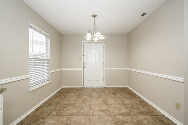 Building Photo - 2034 Orchid Bloom Ln