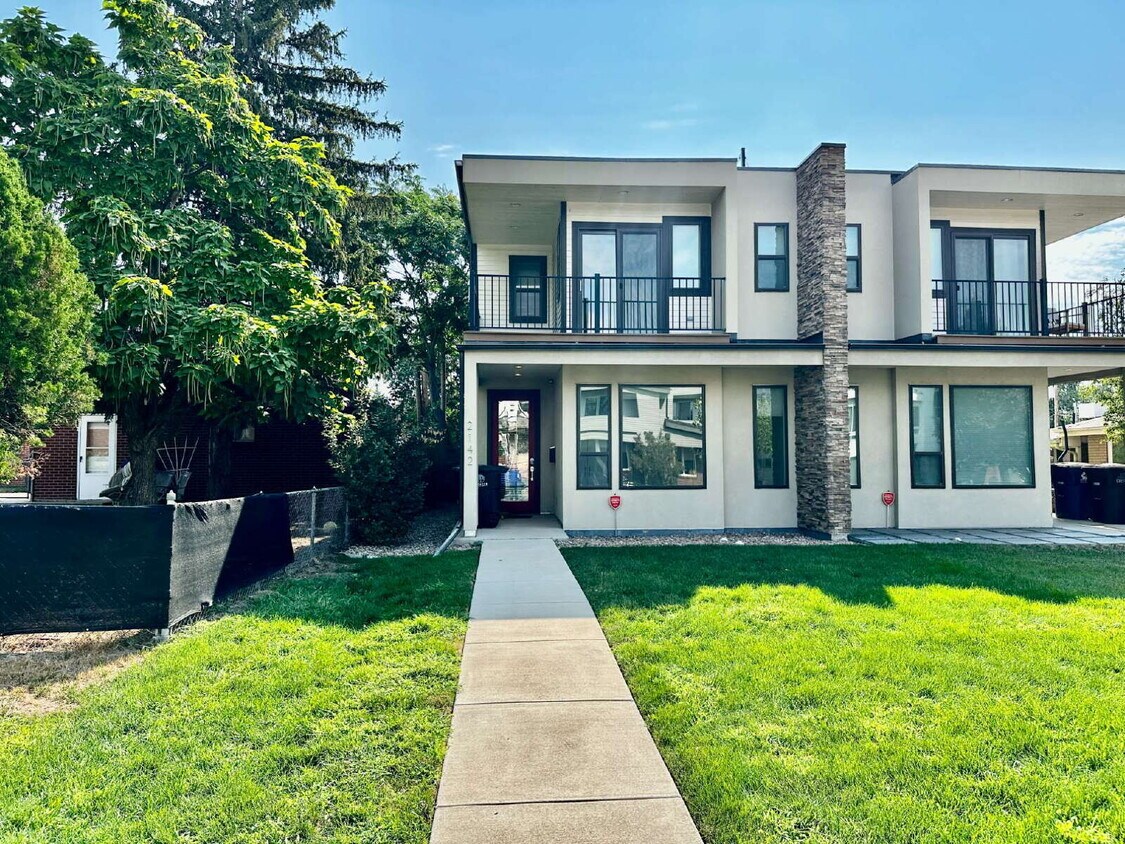 Available NOW! SIX MONTH LEASE - Spacious 3-Bedroom Townhouse with 3.5 Baths in Vibrant Sloans Lake! - Available July! Spacious 3-Bedroom Townhouse with 3.5 Baths in Vibrant Sloans Lake!