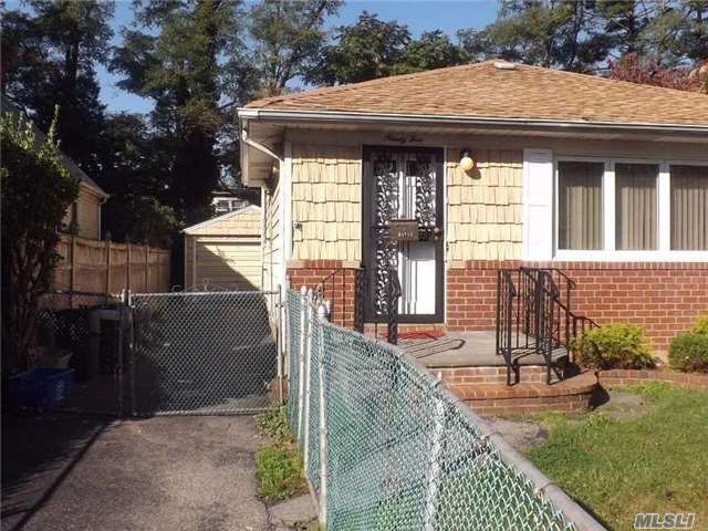 Foto del edificio - 95 Green Ave