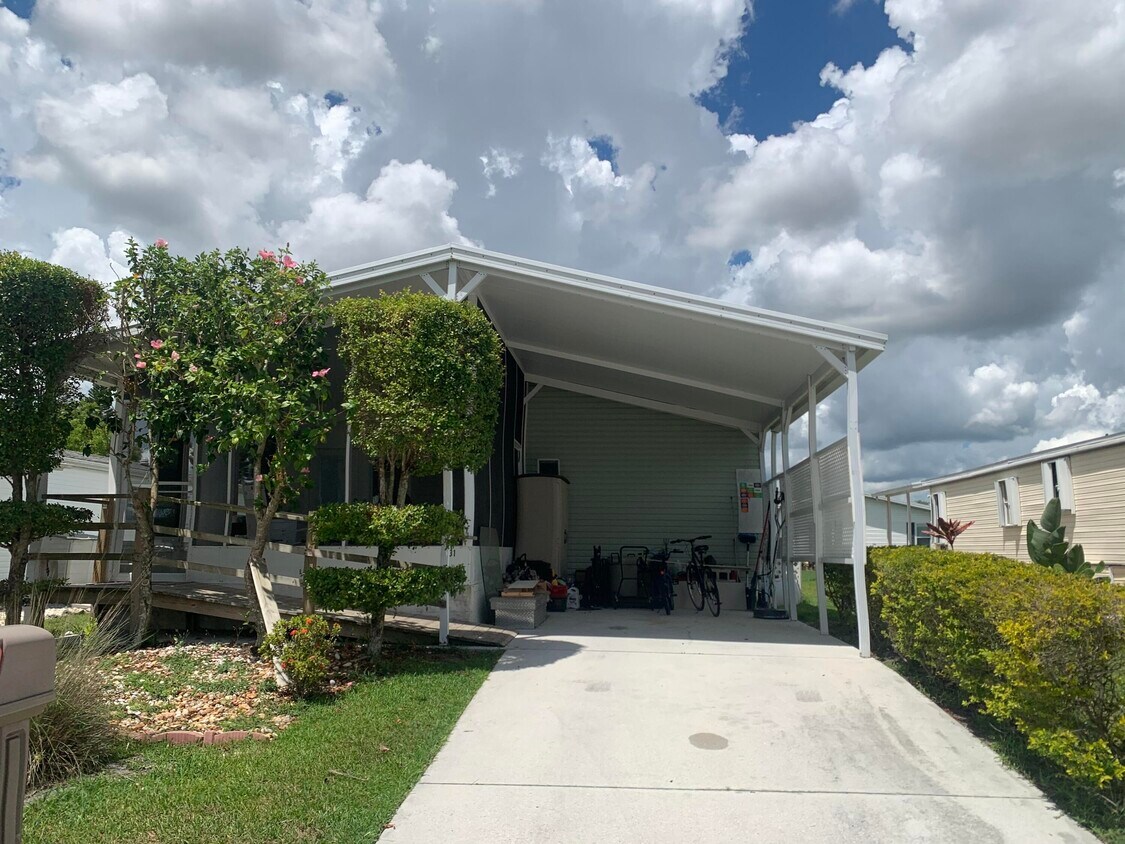 Foto principal - 6631 Spanish Lakes Blvd