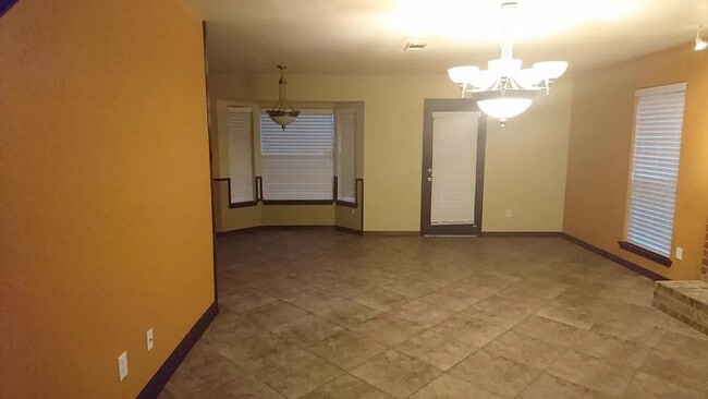 Building Photo - 3900 Goshawk Cir