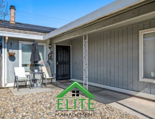 Building Photo - Charming 3-Bedroom Duplex in North Highlan...