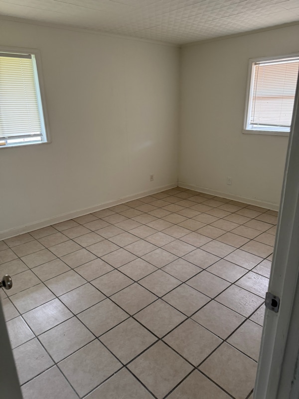 Building Photo - 1324 Cactus Dr