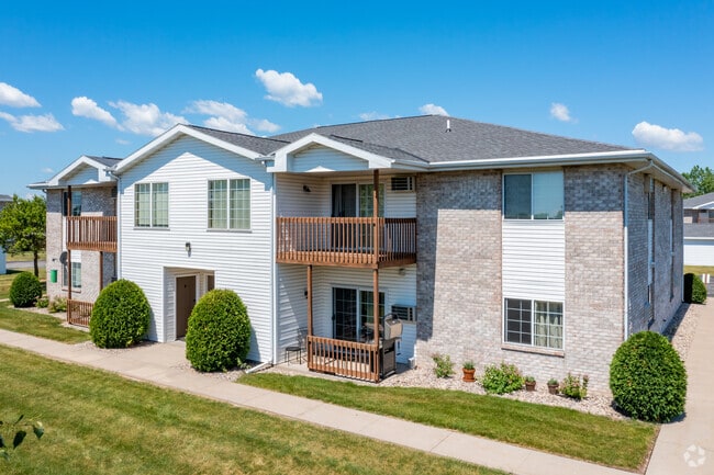 Building Photo - Creekside Apartments