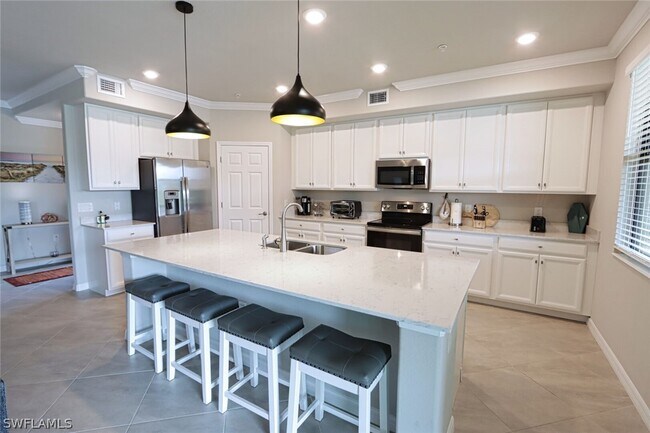 Building Photo - 17411 Cherrywood Ct