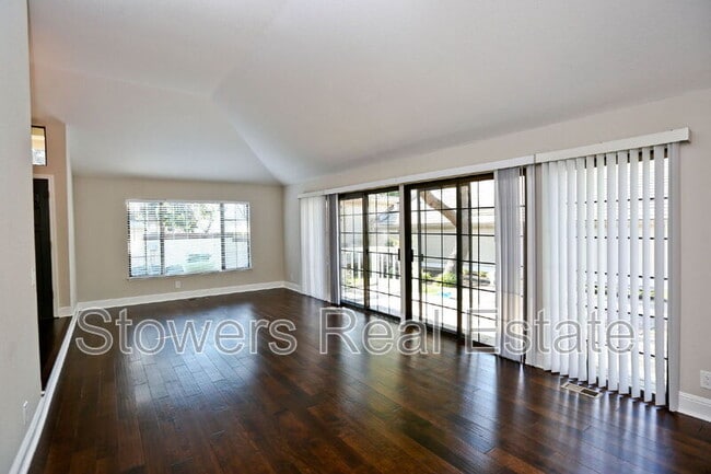 Building Photo - 50 Deer Meadow Ln