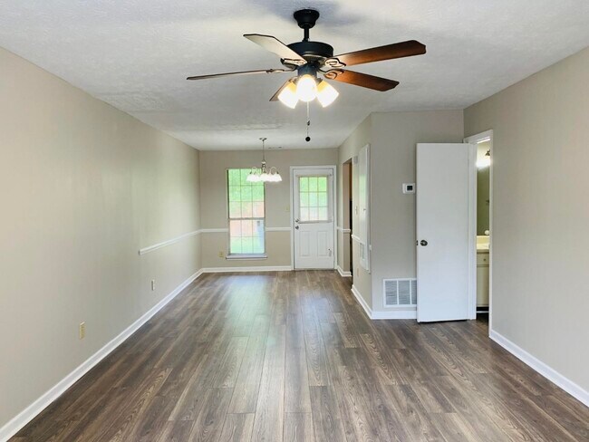 Foto del edificio - 314 Harwell Ave