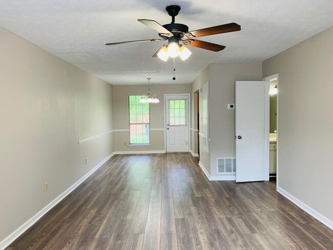Building Photo - 314 Harwell Ave
