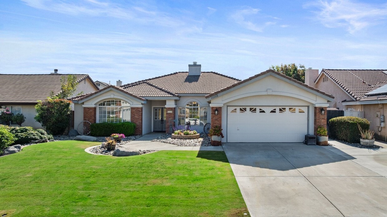Primary Photo - 4 Bedroom/2 Bath Home in Rosedale - $2595 ...
