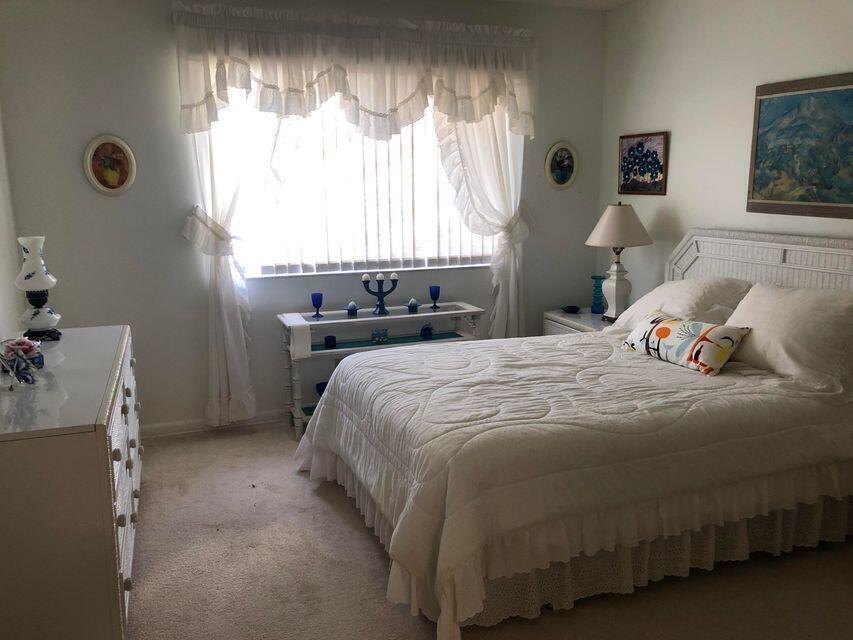 Foto del edificio - 14887 Bal Moral Ln