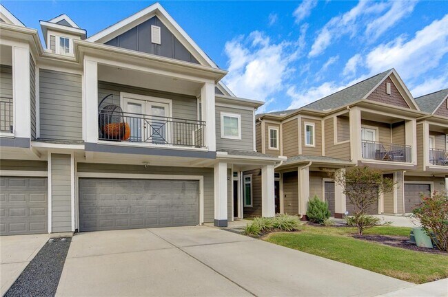 Foto del edificio - 16602 Oasis Mdw Ln