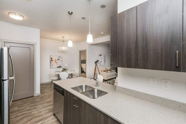 Photo du bâtiment - 1671 Jamha Rd NW
