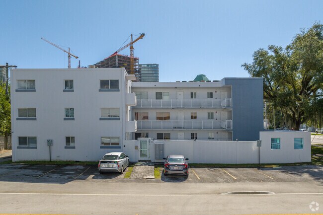 Building Photo - 3101 SW 27th Ave