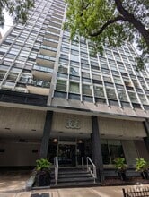 Building Photo - 30 E Elm St