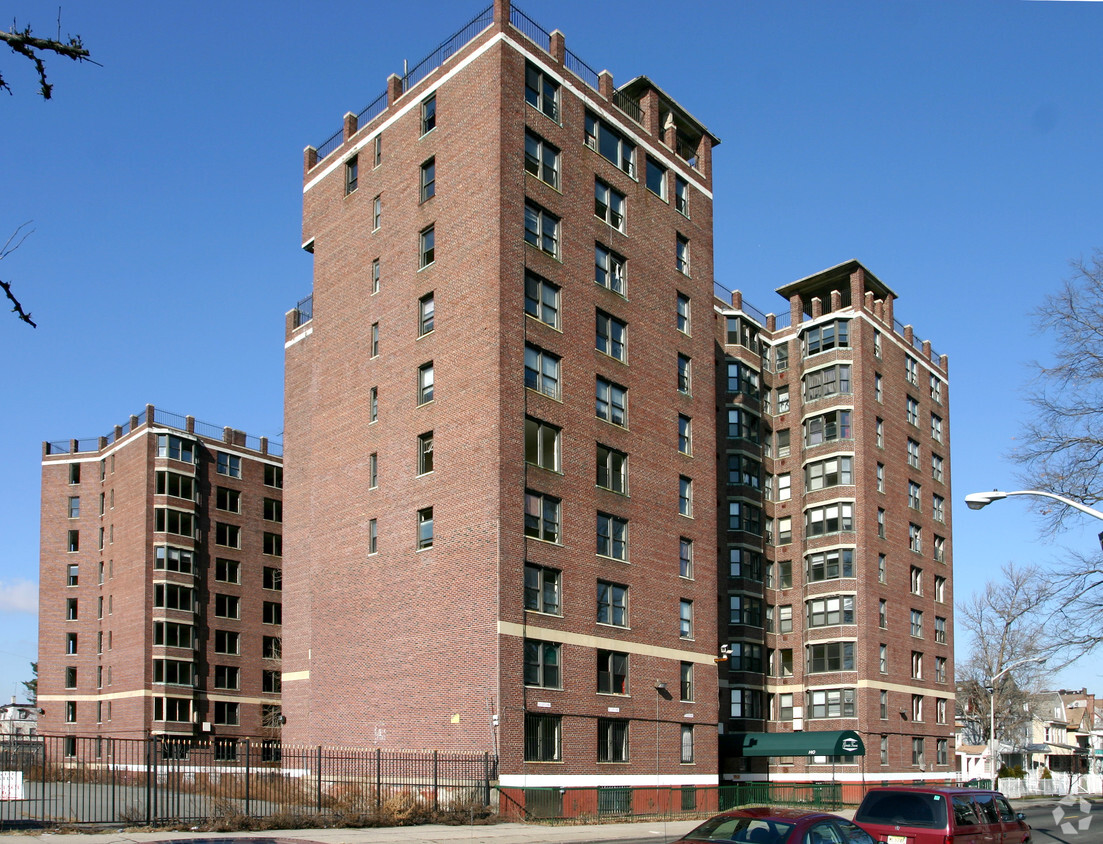 Foto del edificio - Genesis Towers