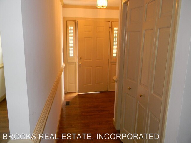 Building Photo - 3 br, 3 bath House - 454 Tyler Street