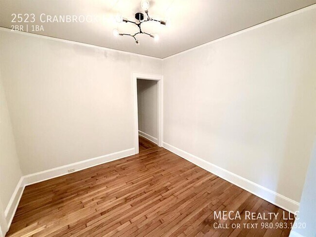 Foto del edificio - 2523 Cranbrook Ln