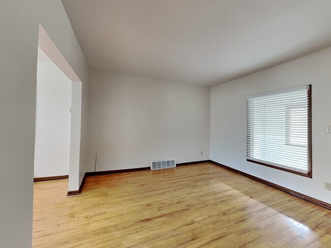 Foto del edificio - 212 Division St E