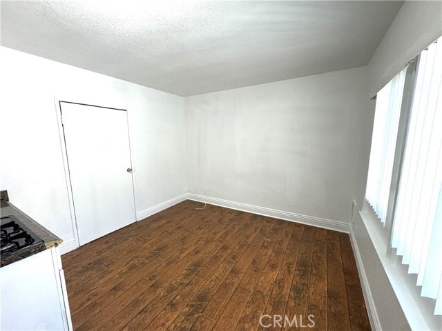 Foto del edificio - 4387 W 134th St